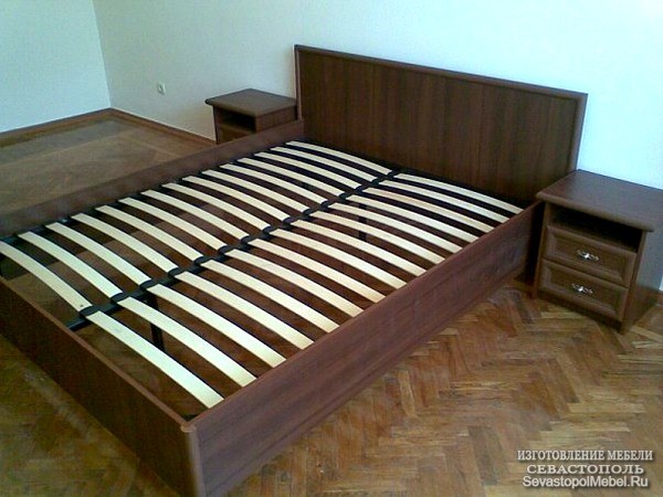 Индивидуальная кровать для спальни. Кровать на заказ, мебель для спальни в Севастополе.