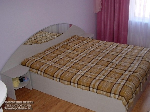 Уютная кровать. Кровать на заказ, мебель для спальни в Севастополе.